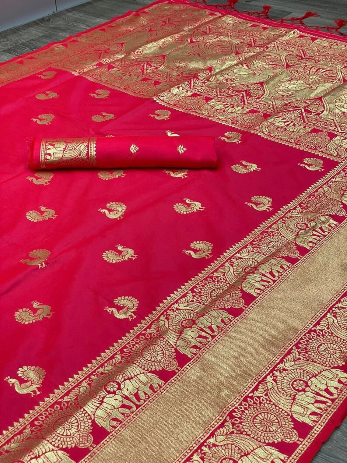 Pure Silk Zari Golden Weaving Rich Pallu Saree With Blouse image 8