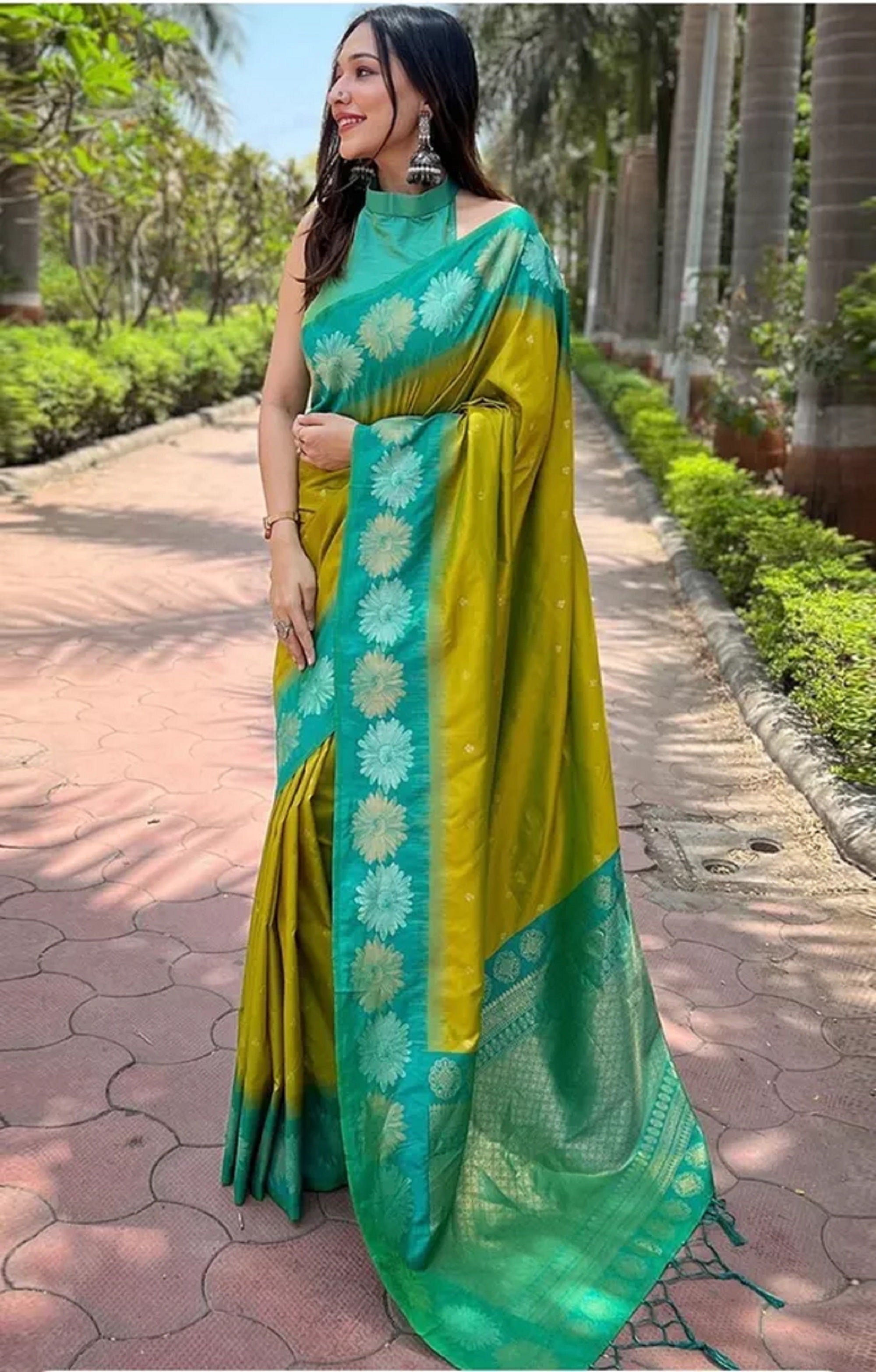 Banarasi Soft Silk Saree With Blouse image 7