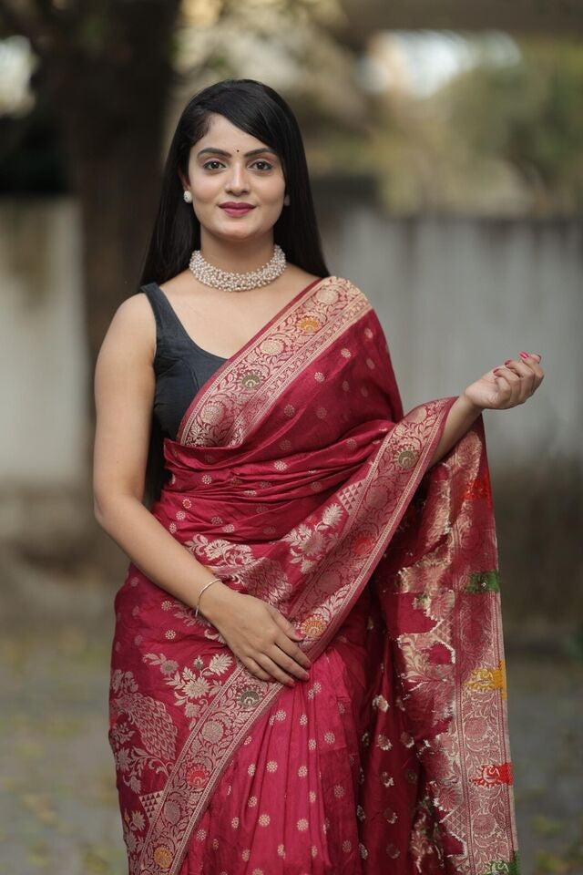 Soft Dola Fabric With Rich Pallu Saree image 9