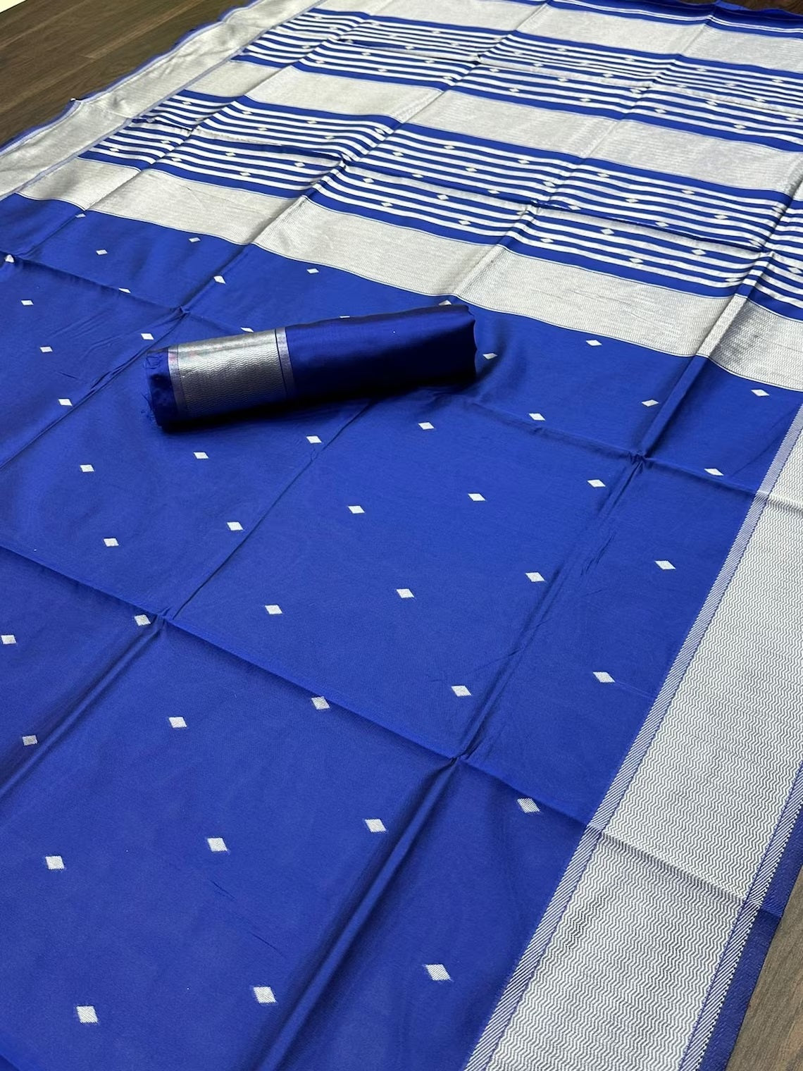 Royal Blue Soft Lichi Silk & Jacquard Saree With Blouse image 9
