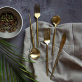 Anastaisa Matte Cutlery | Set of 5 image 1