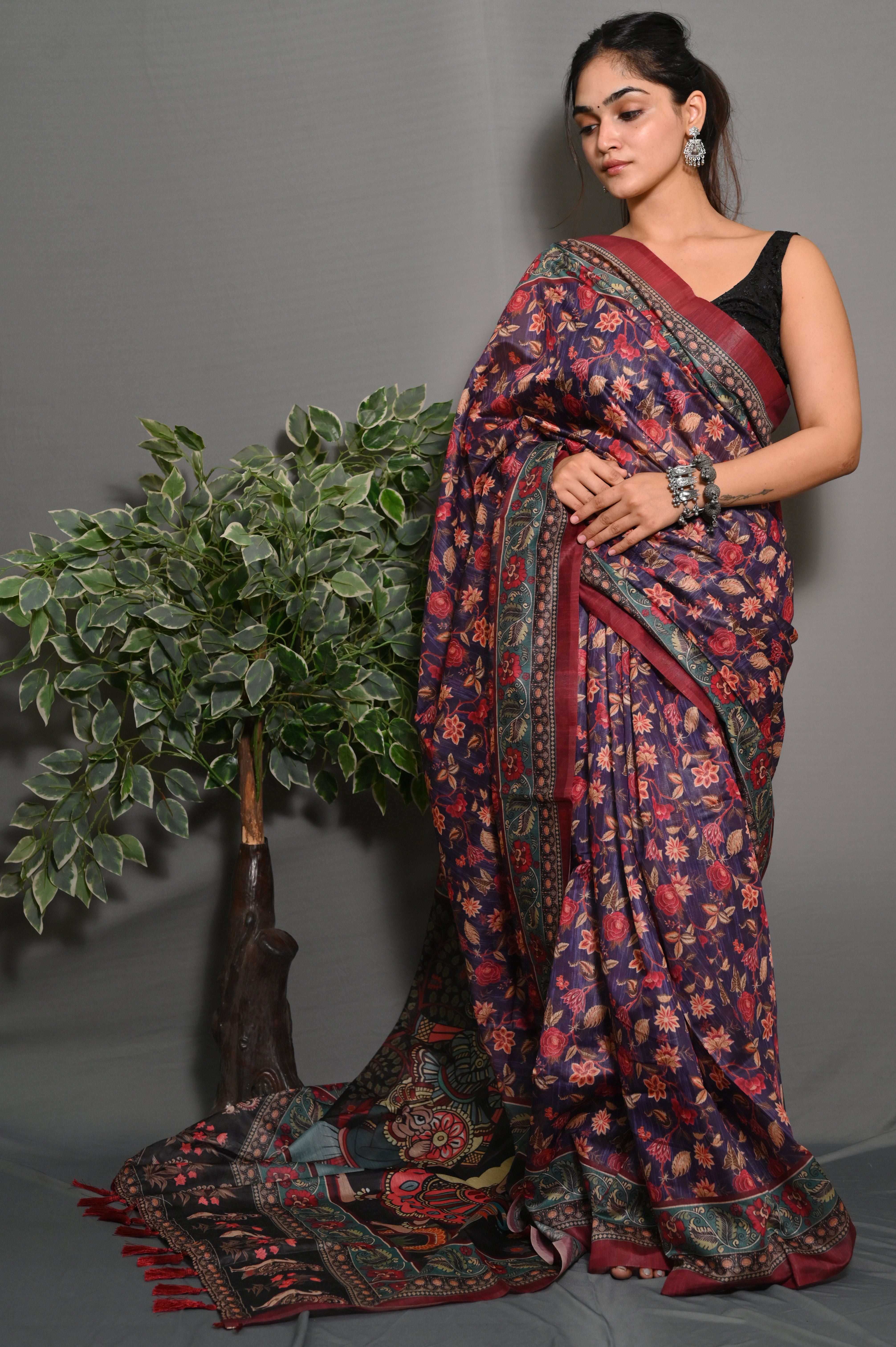 Women's  Soft Lichi Silk saree With Unstitched Blouse image 2