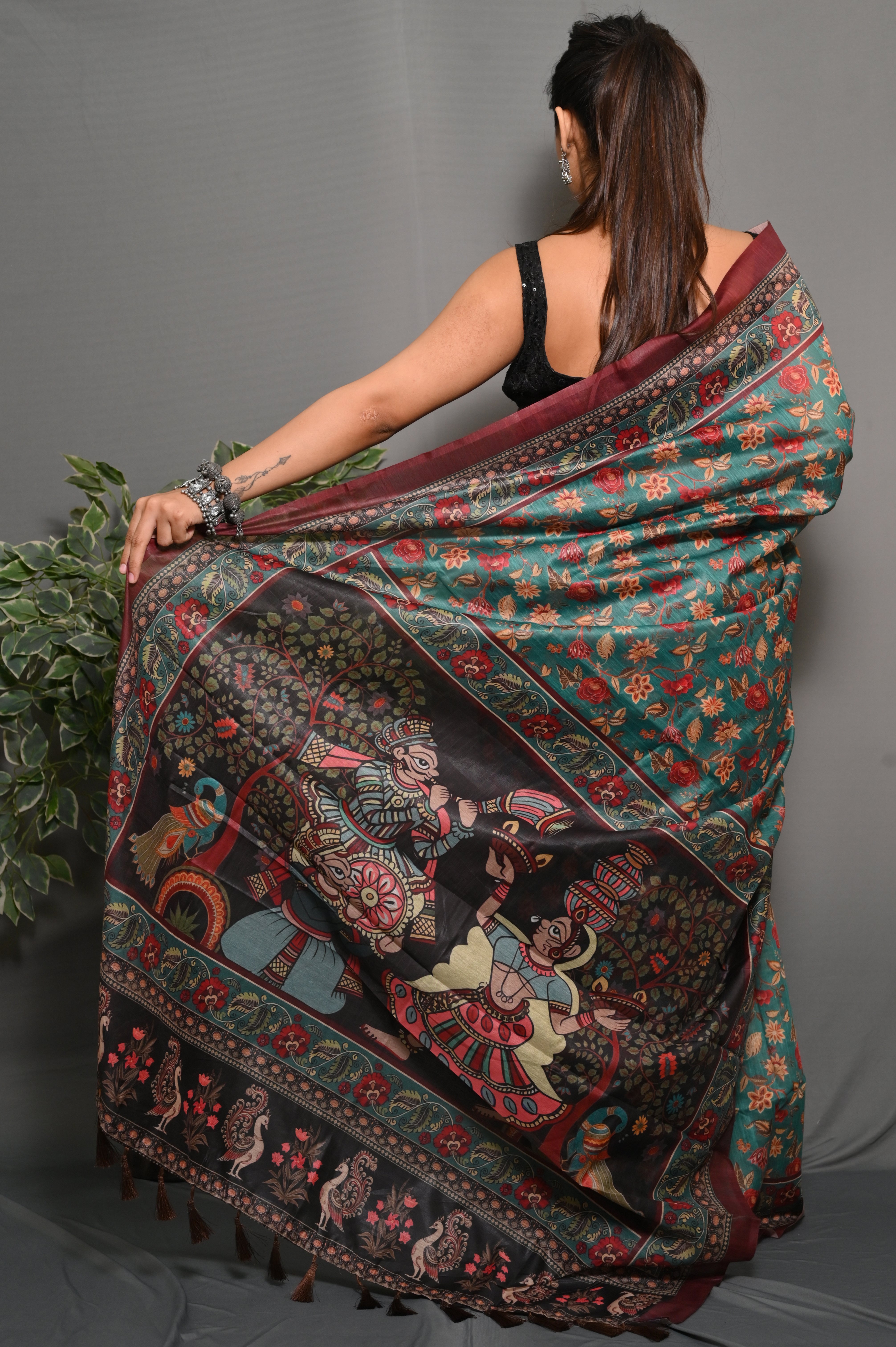 Women's  Soft Lichi Silk saree With Unstitched Blouse image 8