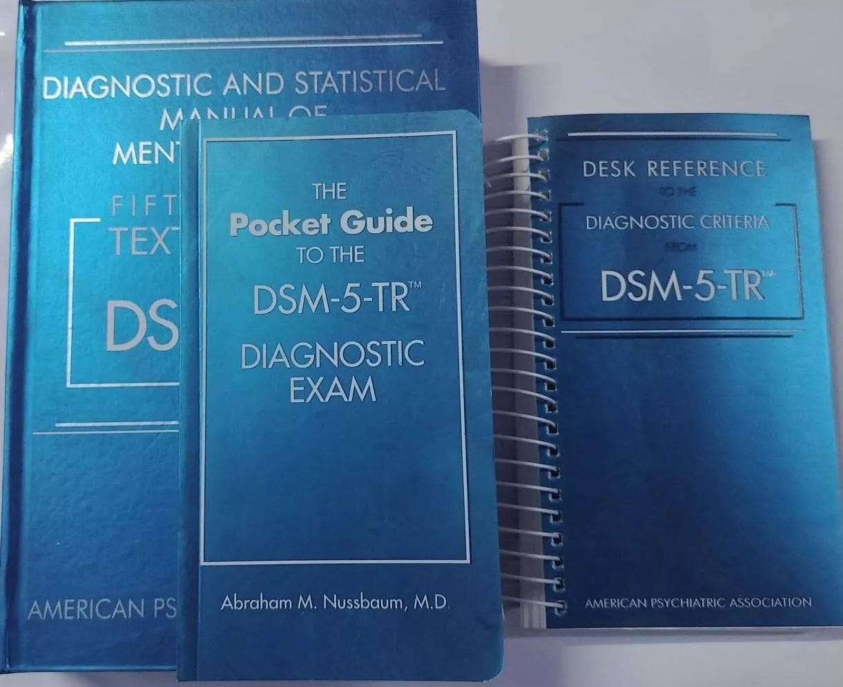 Book cover of DSM 5 TR Hardcover & Desk Reference & Pocket Guide To Diagnostic