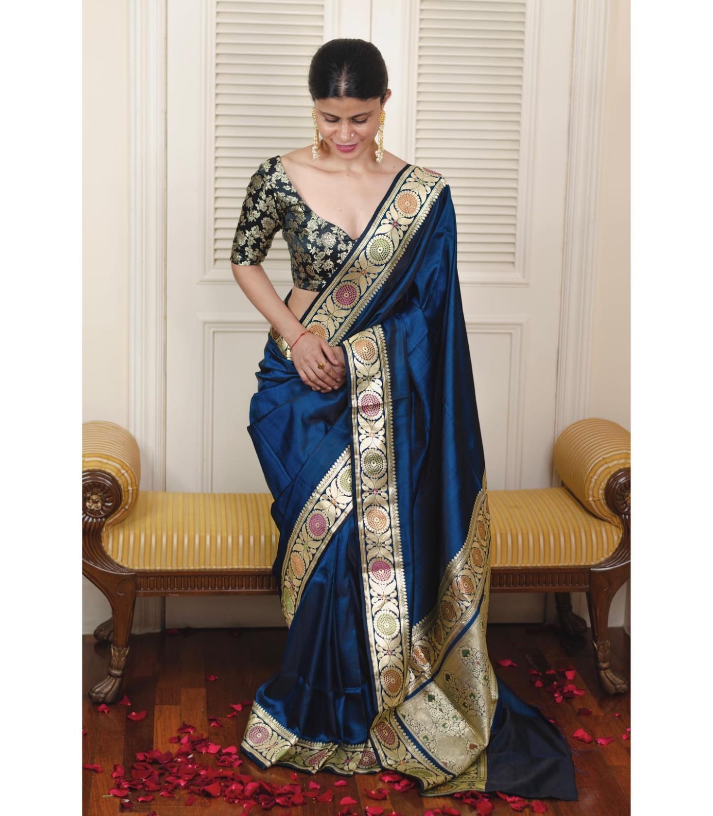 Navy Blue Soft Lichi Silk Jacquard Border Saree With Blouse image 1