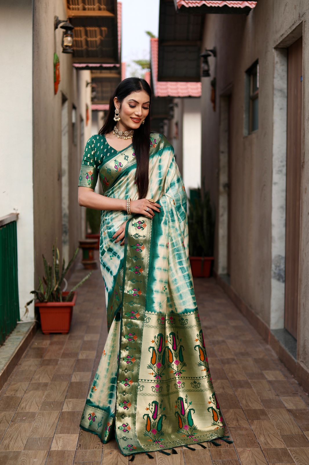 Paithani Silk Saree With Blouse image 1