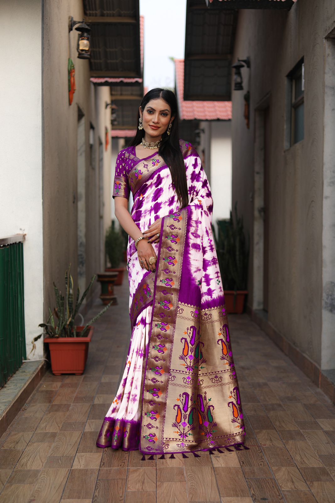 Paithani Silk Saree With Blouse image 4