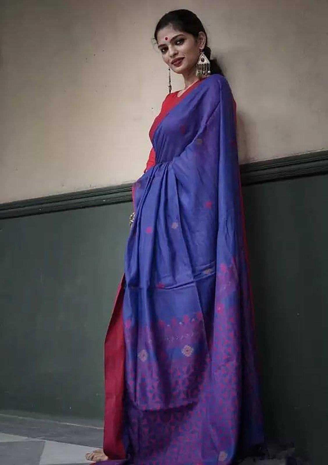 Blue Soft Lilab Slab Saree With Blouse image 4