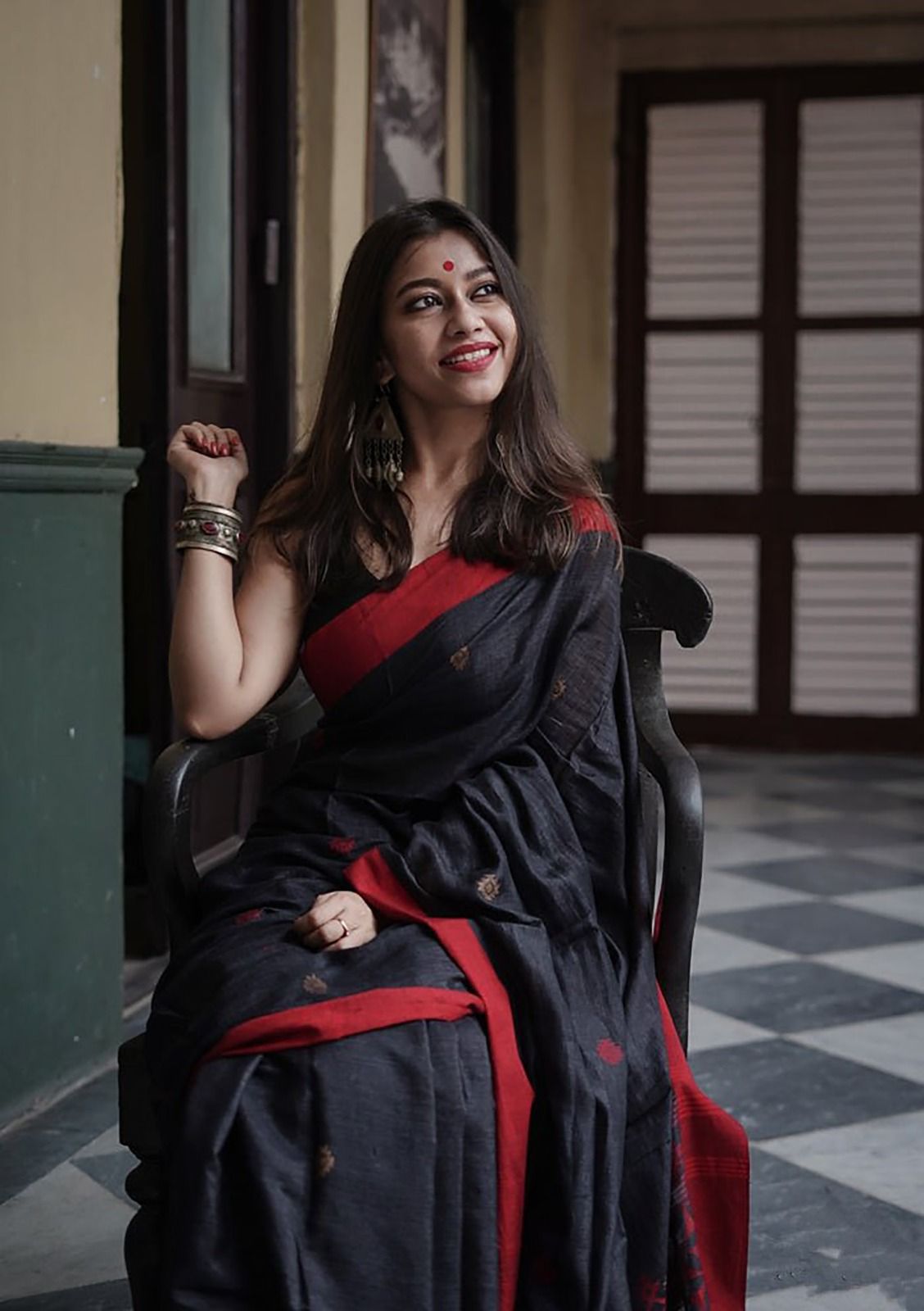 Black Soft Lilan Slab Saree With Blouse image 3