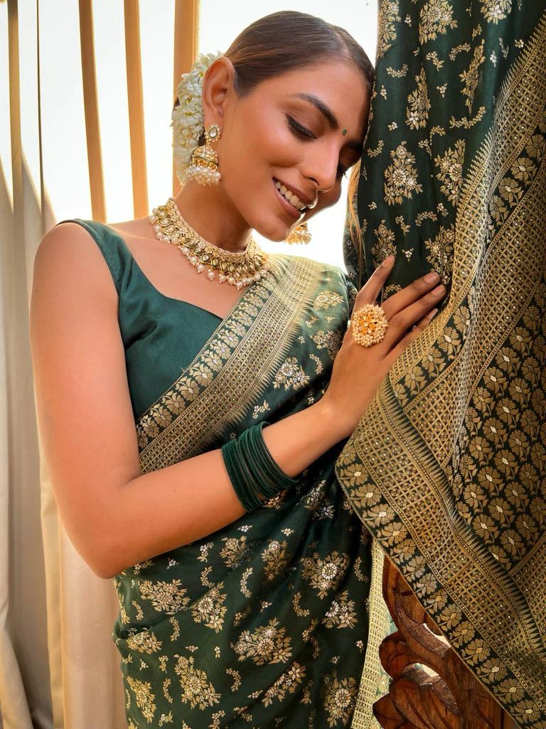 Women Banarasi Soft Silk Saree image 3