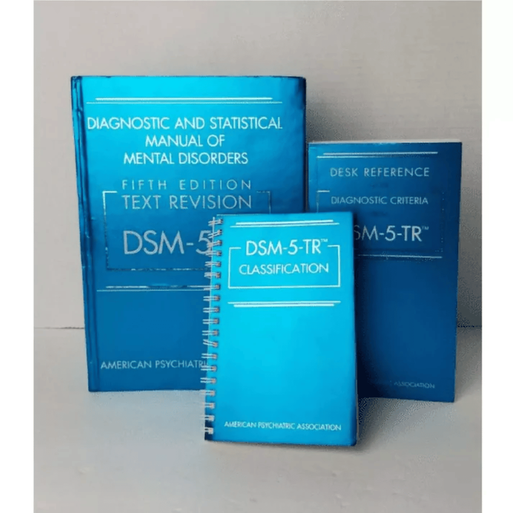 Book cover of DSM-5-TR Hardcover Desk Reference & Spiral Classification Combo