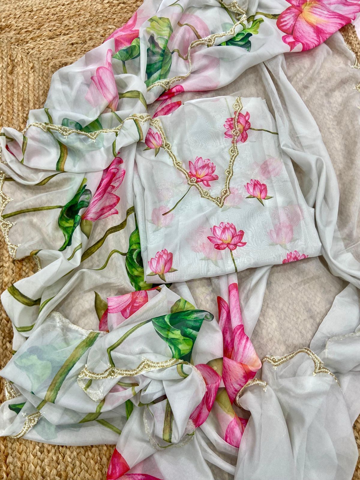 Soft Tebi Silk Saree, Beautiful Val Moti Border In Saree With Blouse image 5