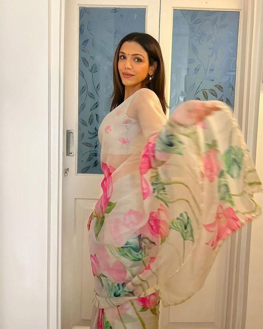 Soft Tebi Silk Saree, Beautiful Val Moti Border In Saree With Blouse image 1